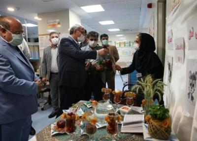 بازدید سرزده وزیر بهداشت از بیمارستان شهدای تجریش