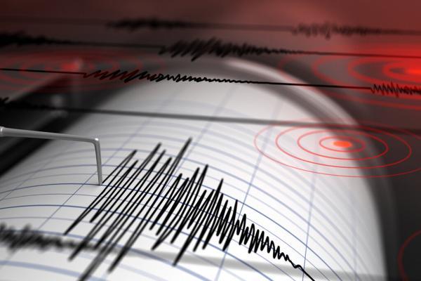 زلزله 5.7 ریشتری هرمزگان را لرزاند ، اعزام 5 تیم ارزیاب به منطقه ها زلزله زده